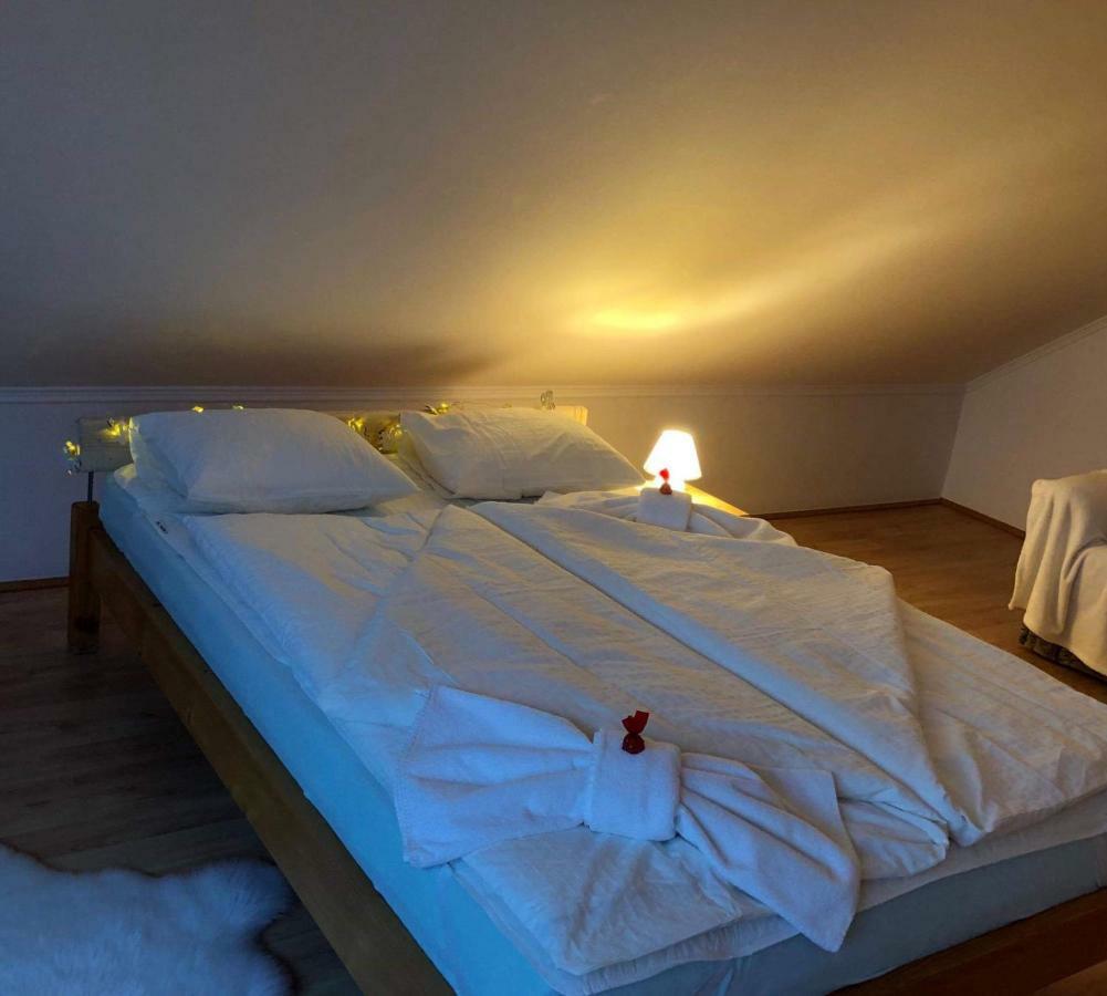 Rege Apartman อัลโชเอิร์ช ภายนอก รูปภาพ